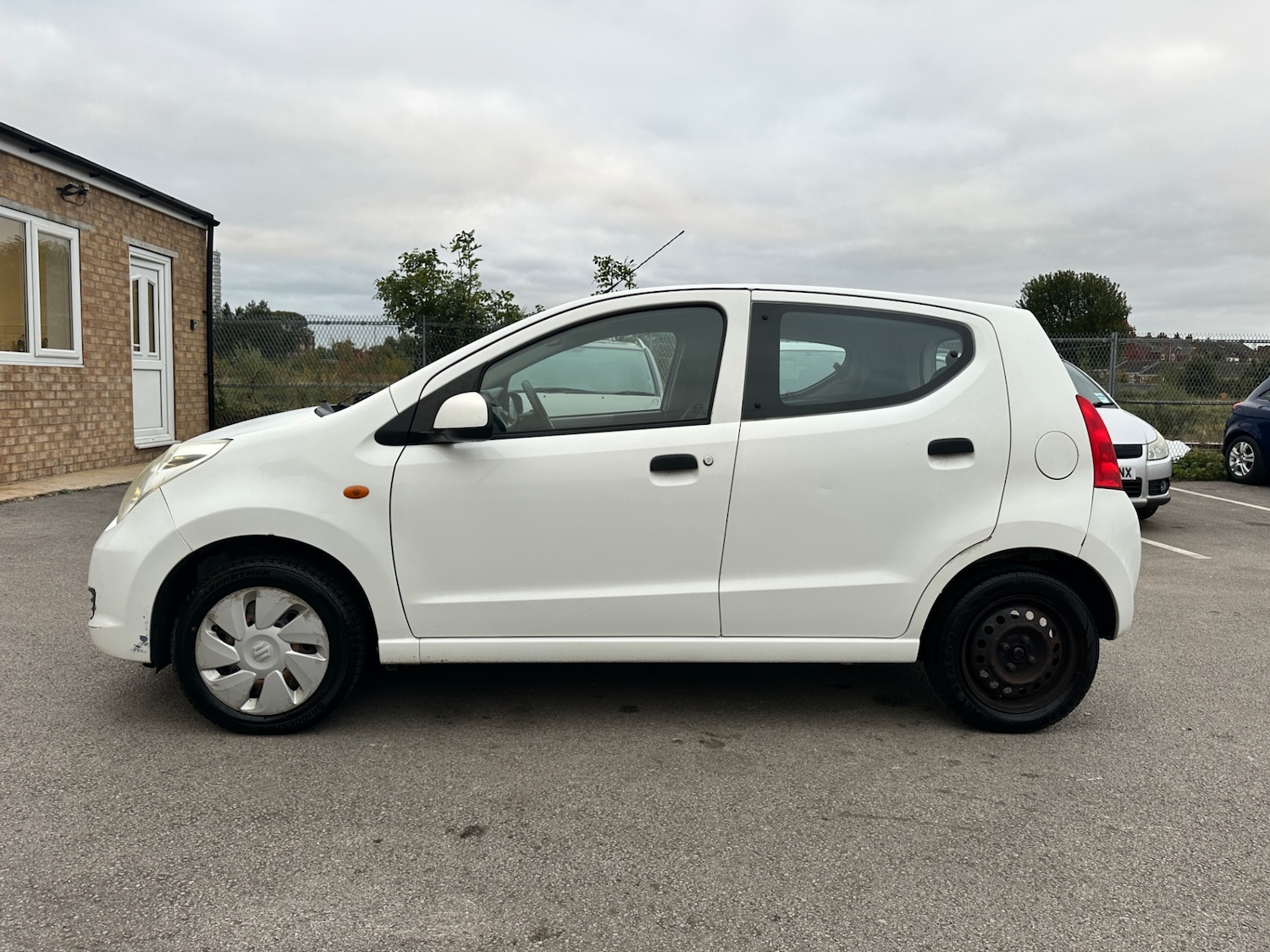 Used Suzuki Alto 2011 for sale - 76834691: Photo 4