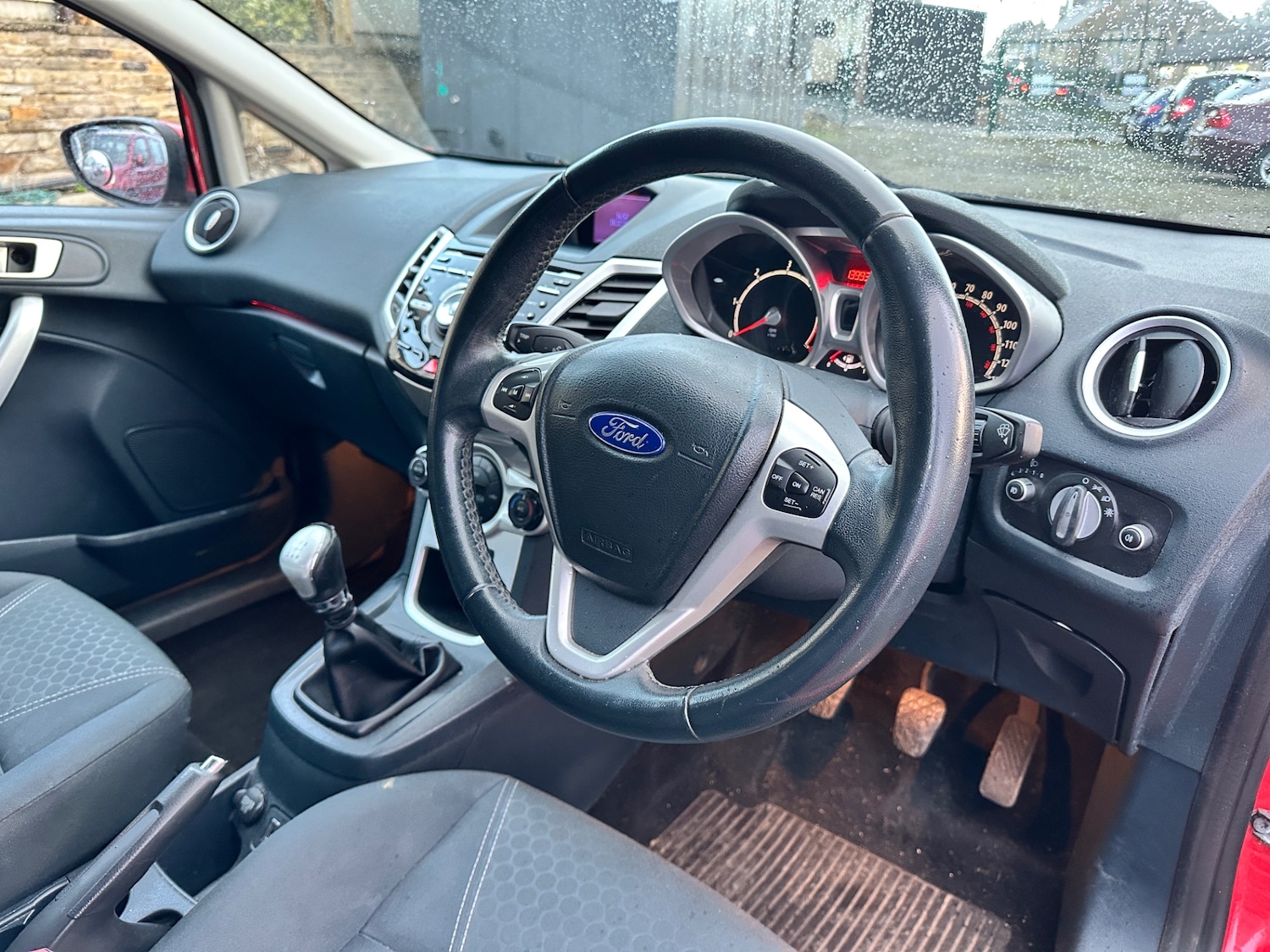 Used Ford Fiesta 2011 for sale - 76897167: Photo 10