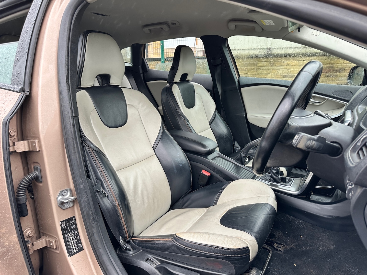 Used Volvo V40 2013 for sale - 77476071: Photo 13