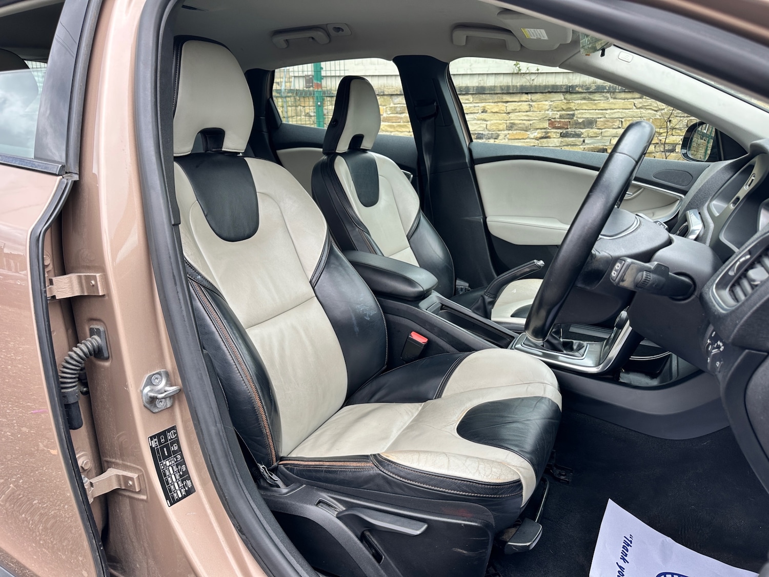 Used Volvo V40 2013 for sale - 77476071: Photo 15