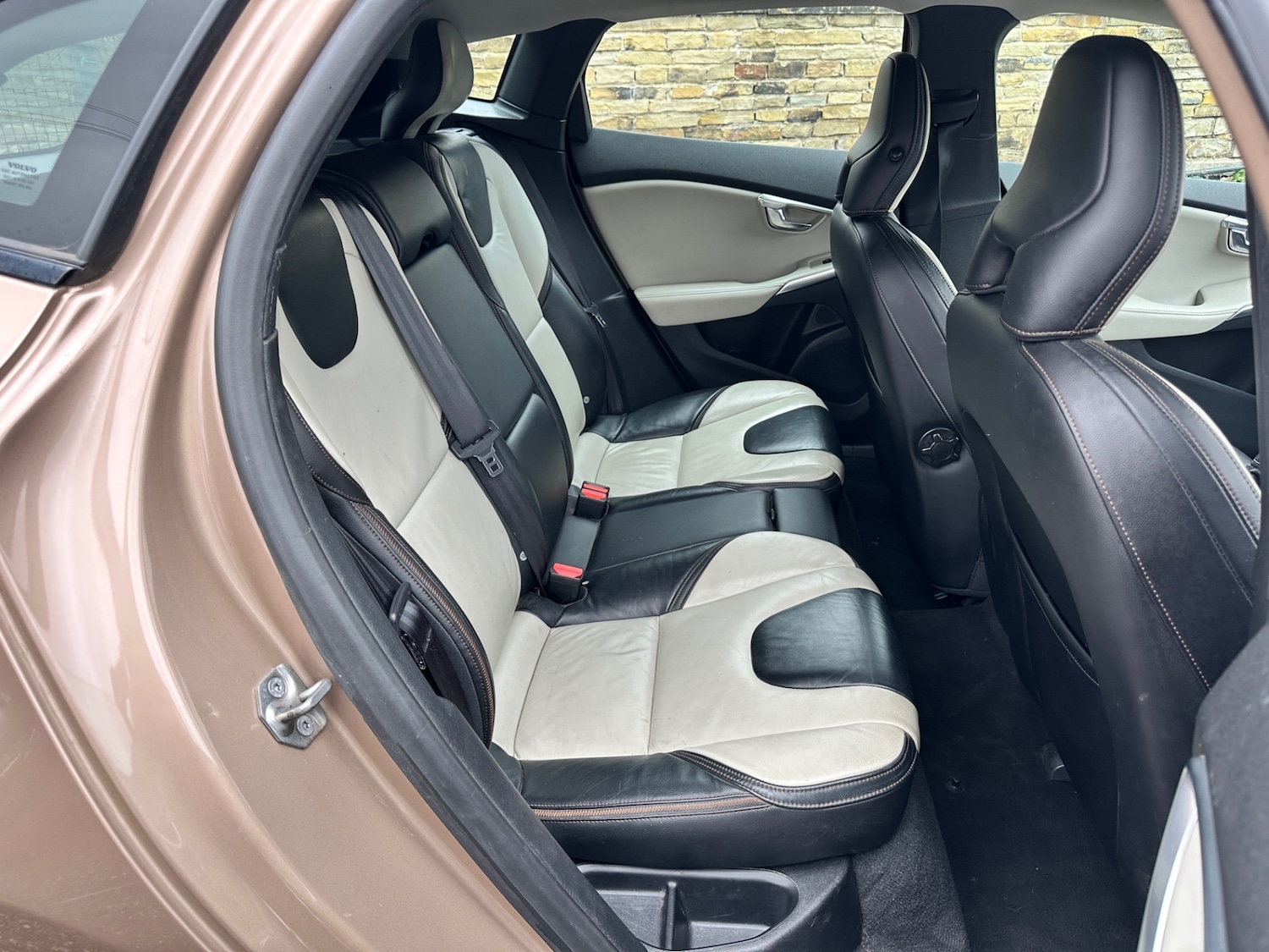 Used Volvo V40 2013 for sale - 77476071: Photo 16