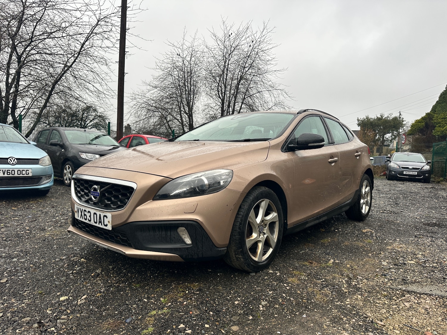 Used Volvo V40 2013 for sale - 77476071: Photo 3