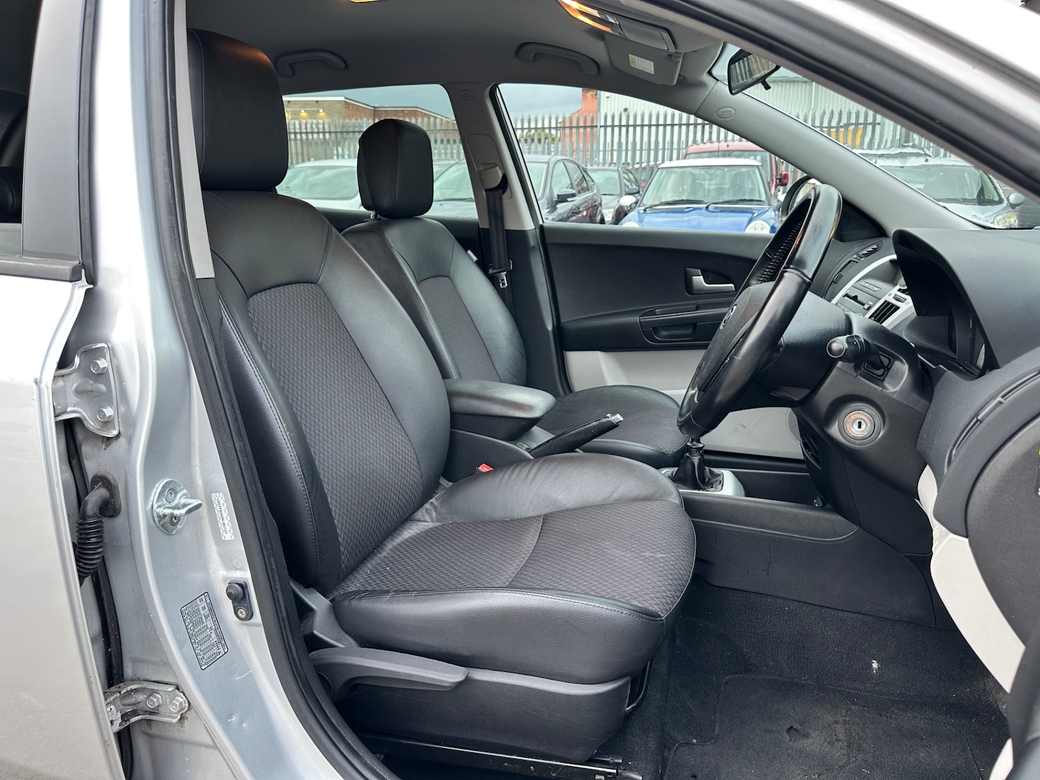 Used Kia Ceed 2009 for sale - 76845999: Photo 14