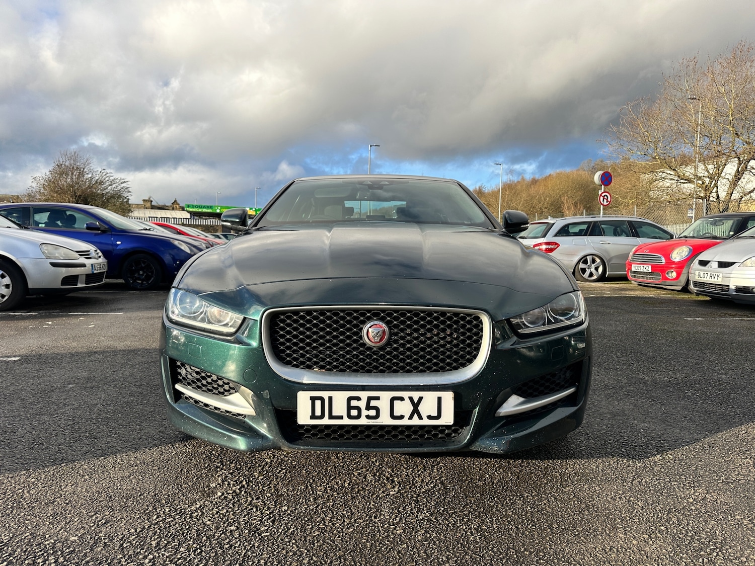 Used Jaguar XE 2015 for sale - 77572500: Photo 2