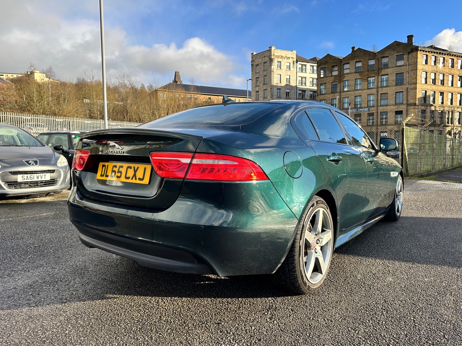 Used Jaguar XE 2015 for sale - 77572500: Photo 8