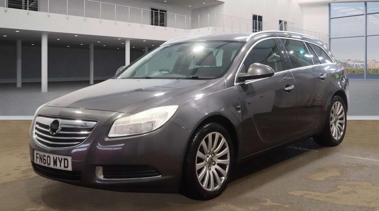 Used Vauxhall Insignia 2010 for sale - 77974017: Photo 2