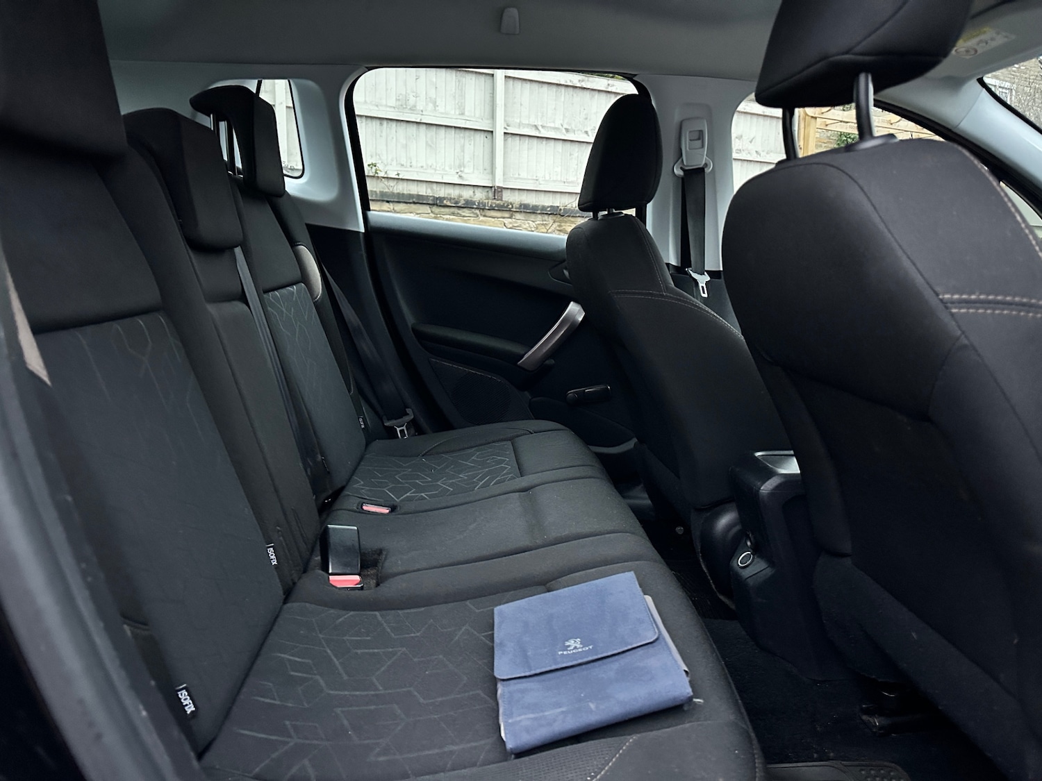 Used Peugeot 2008 2015 for sale - 77055850: Photo 15