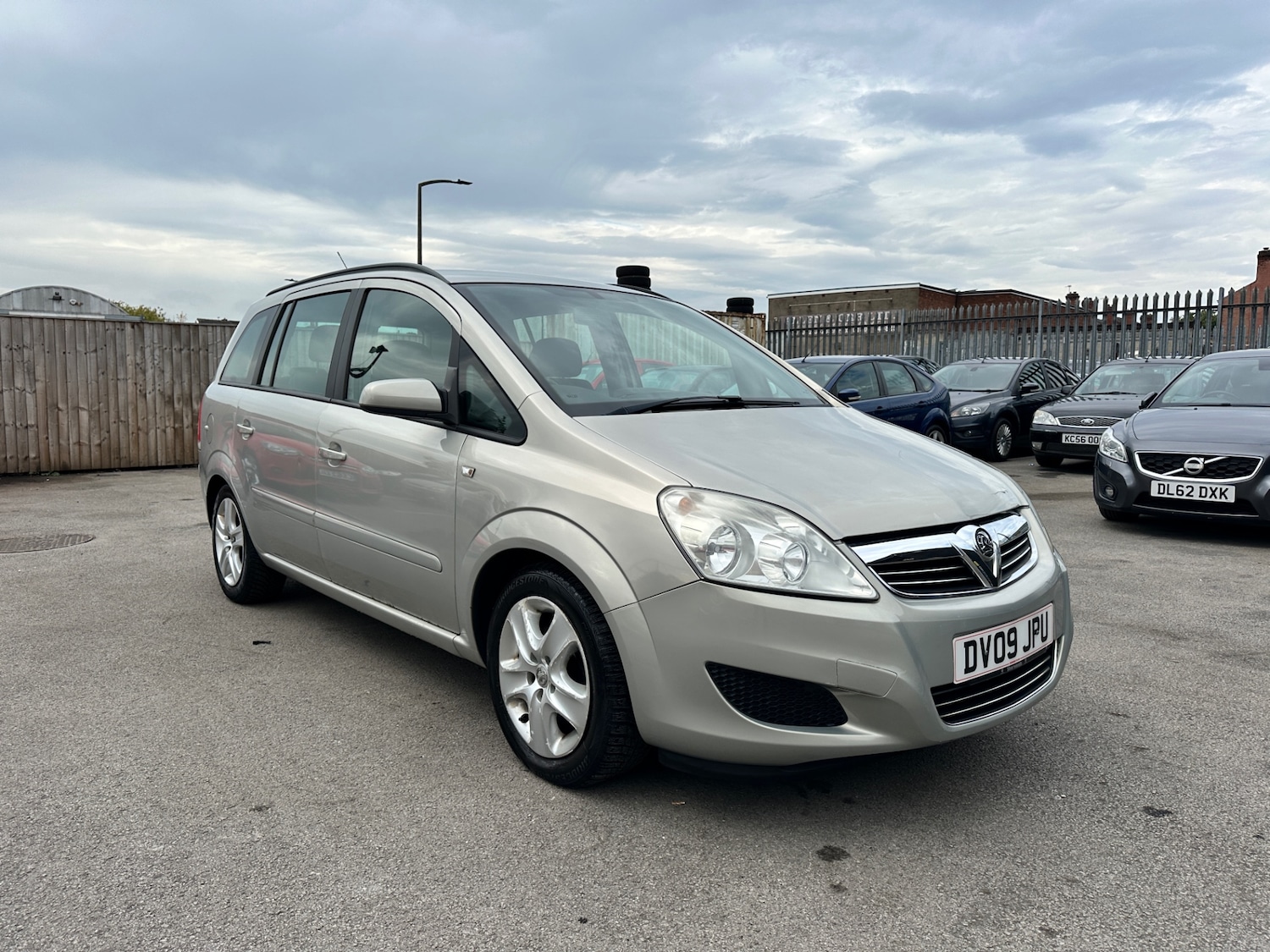 Used Vauxhall Zafira 2009 for sale - 76832470: Photo 1