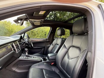 Used Porsche Macan 2017 for sale - 75905387: Photo