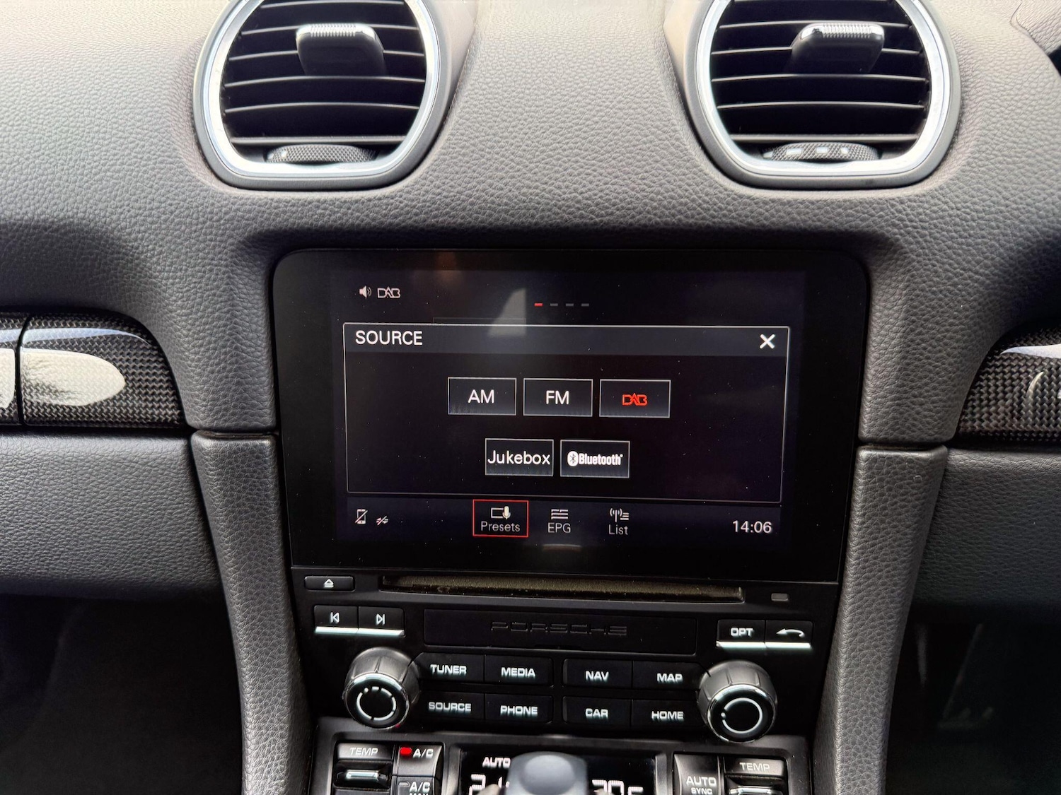 Used Porsche 718 Boxster 2018 for sale - 77468344: Photo 24