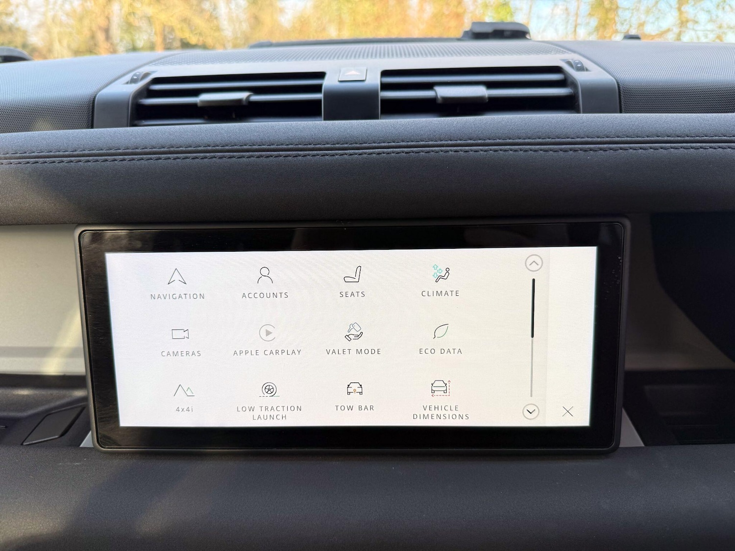 Used Land Rover Defender 110 2022 for sale - 77120701: Photo 22