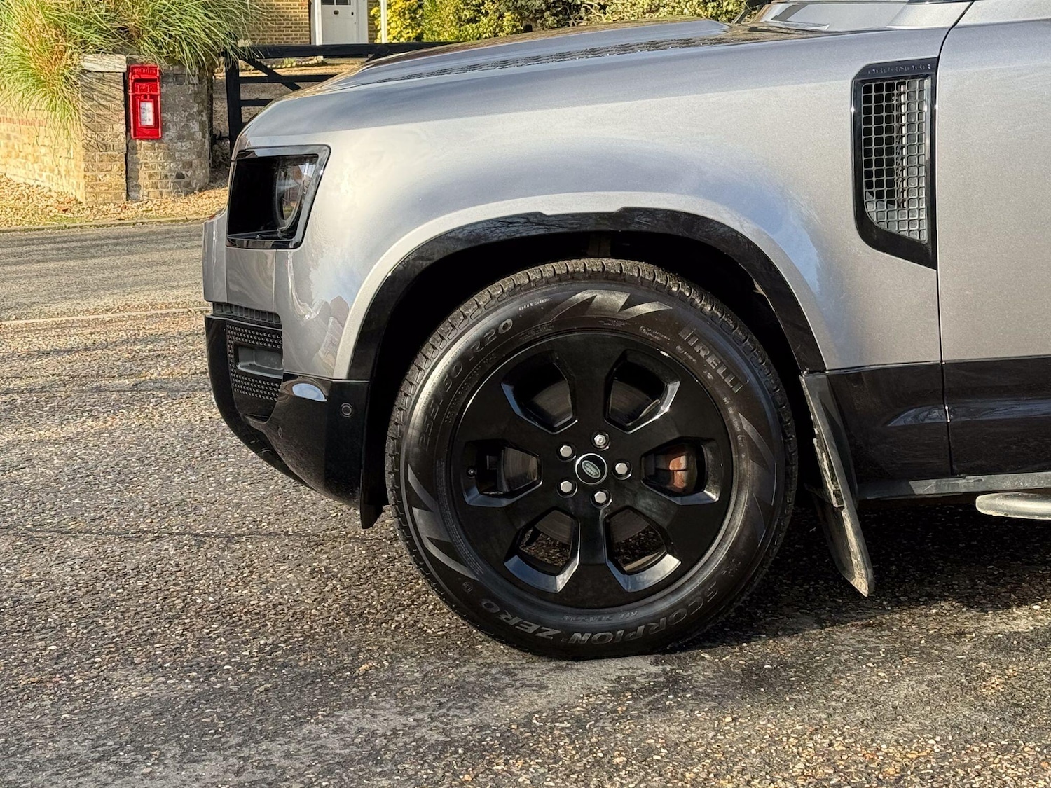 Used Land Rover Defender 110 2022 for sale - 77120701: Photo 31