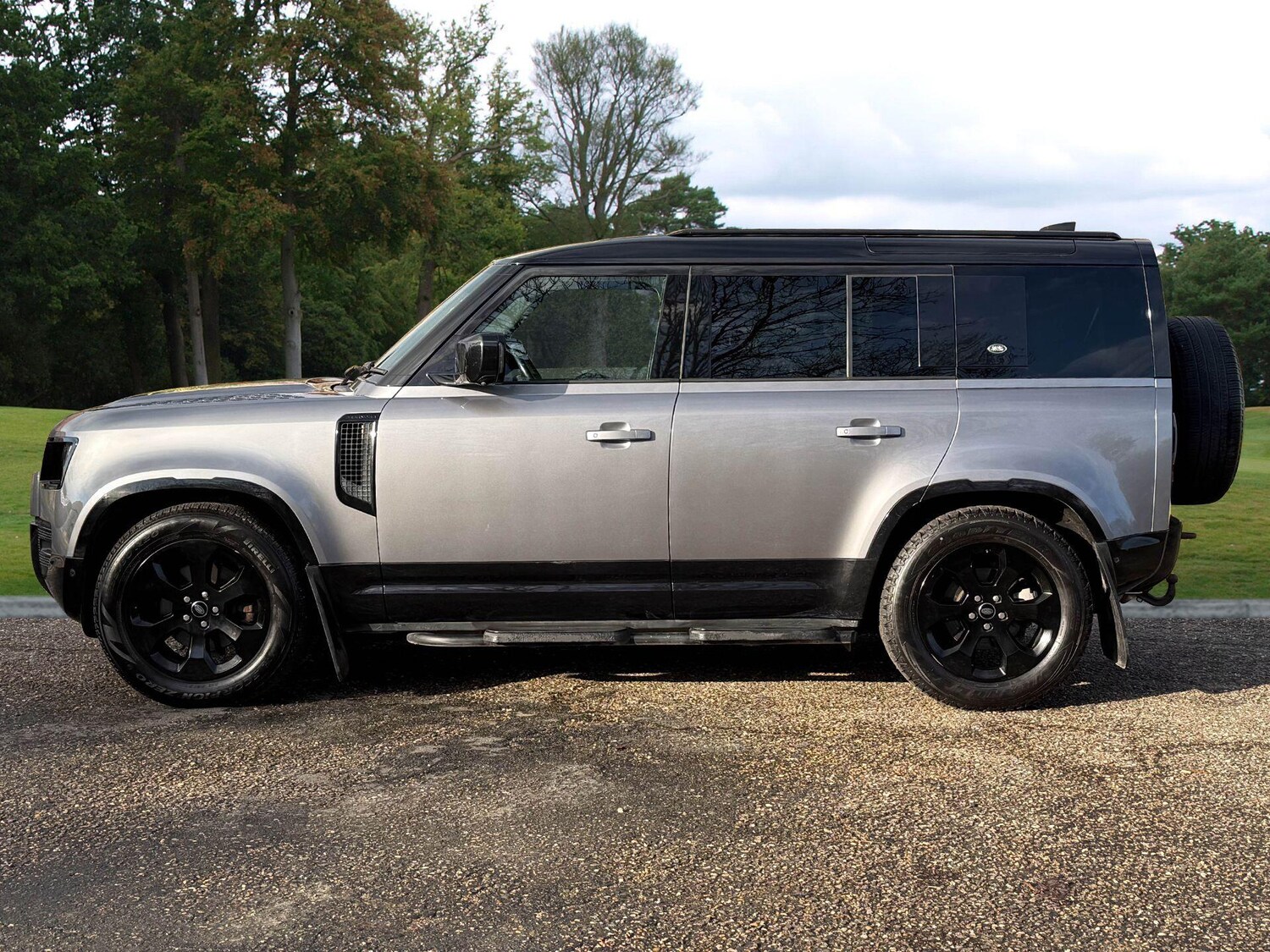 Used Land Rover Defender 110 2022 for sale - 77120701: Photo 33