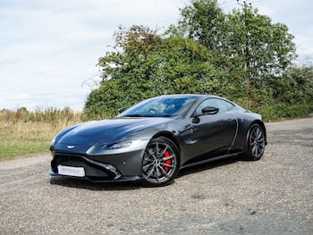 Used Aston Martin Vantage 2018 for sale - 79741591: Photo