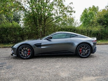 Used Aston Martin Vantage 2018 for sale - 79741591: Photo