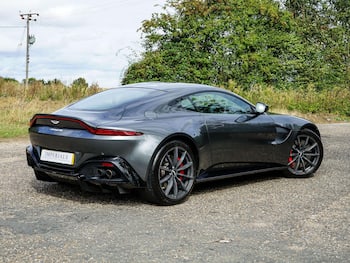 Used Aston Martin Vantage 2018 for sale - 79741591: Photo
