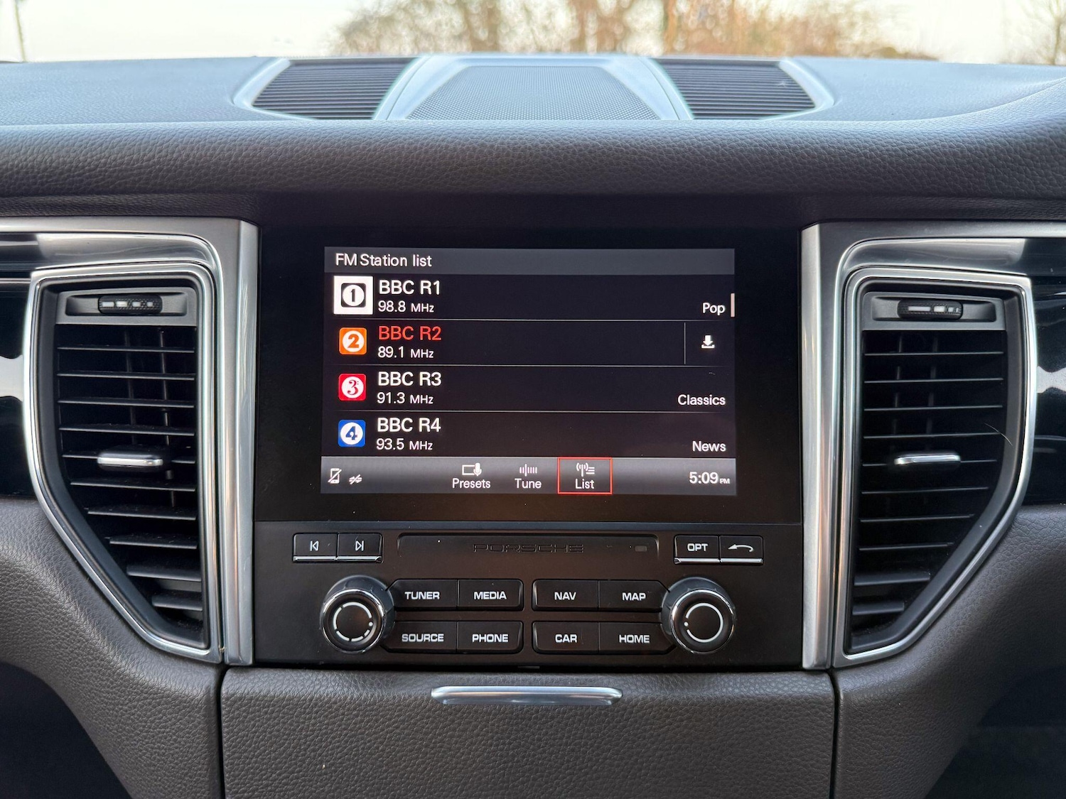 Used Porsche Macan 2016 for sale - 77658868: Photo 22