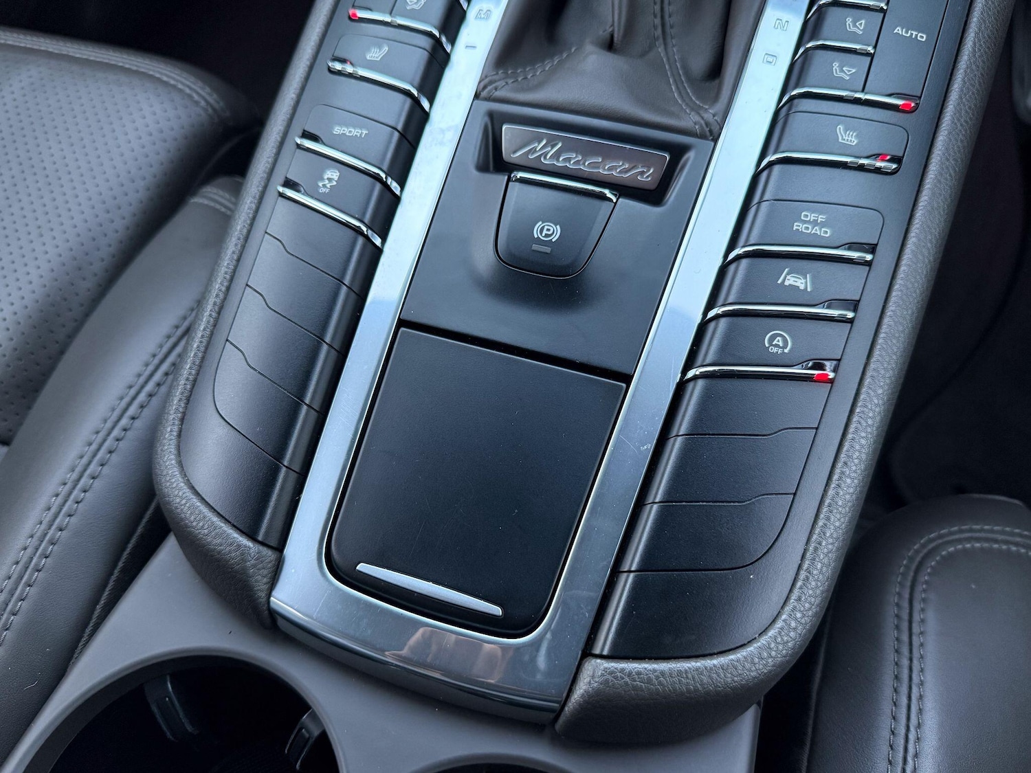 Used Porsche Macan 2016 for sale - 77658868: Photo 27