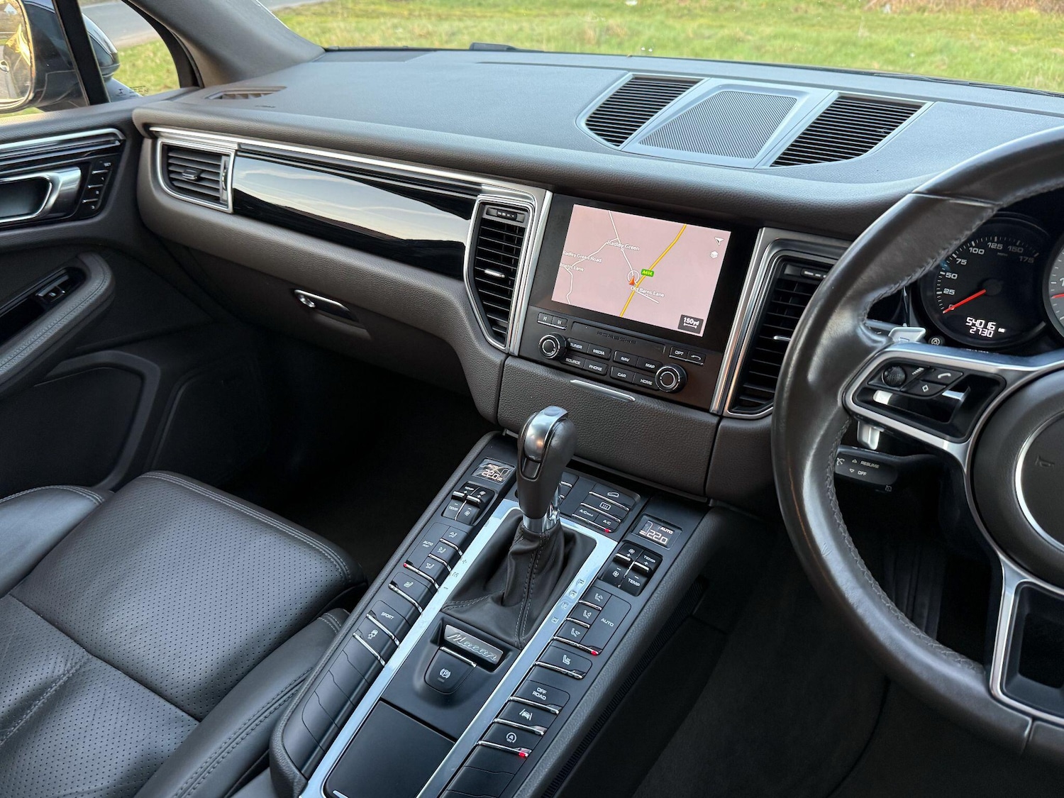 Used Porsche Macan 2016 for sale - 77658868: Photo 6