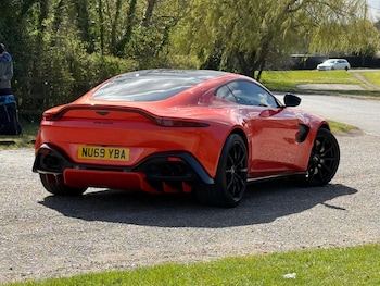 Used Aston Martin Vantage 2019 for sale - 78047786: Photo