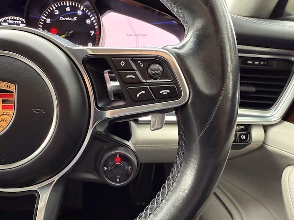 Used Porsche Panamera 2018 for sale - 76012275: Photo 35