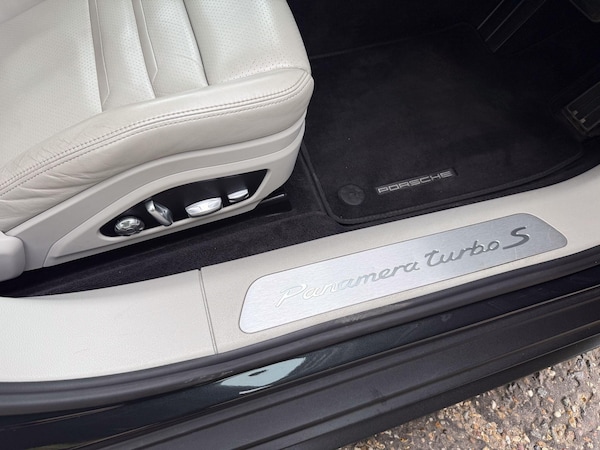 Used Porsche Panamera 2018 for sale - 76012275: Photo 9