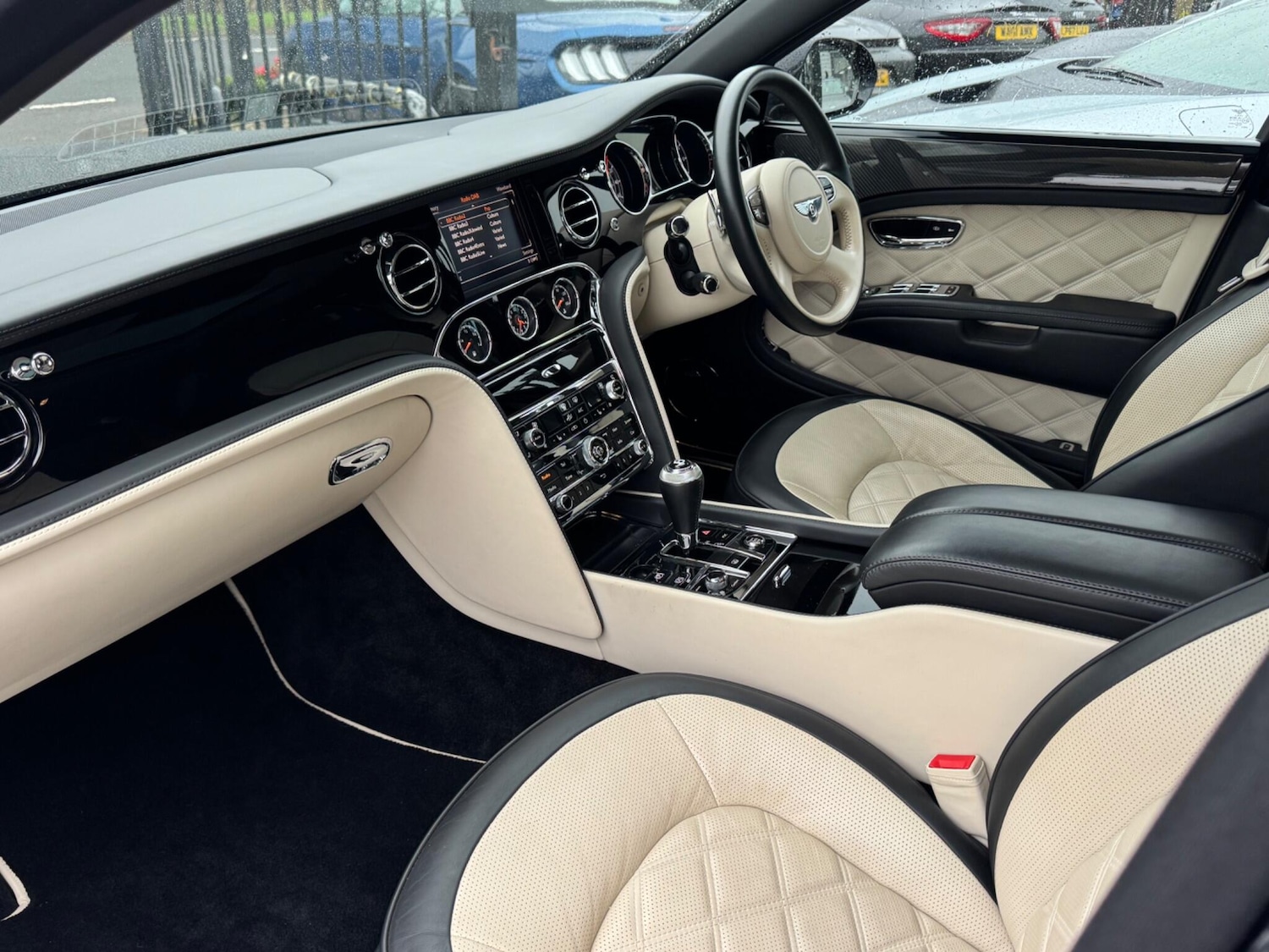 Used Bentley Mulsanne 2015 for sale - 77412363: Photo 7