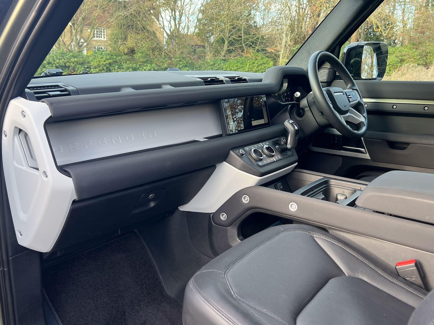 Used Land Rover Defender 90 2023 for sale - 76701068: Photo 17