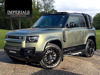 Used Land Rover Defender 90 2023 for sale - 76701068: Photo