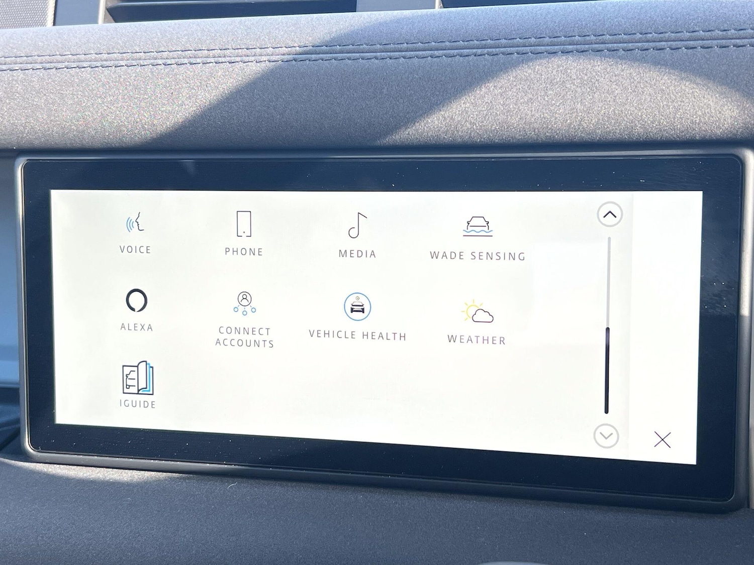 Used Land Rover Defender 90 2023 for sale - 76701068: Photo 34