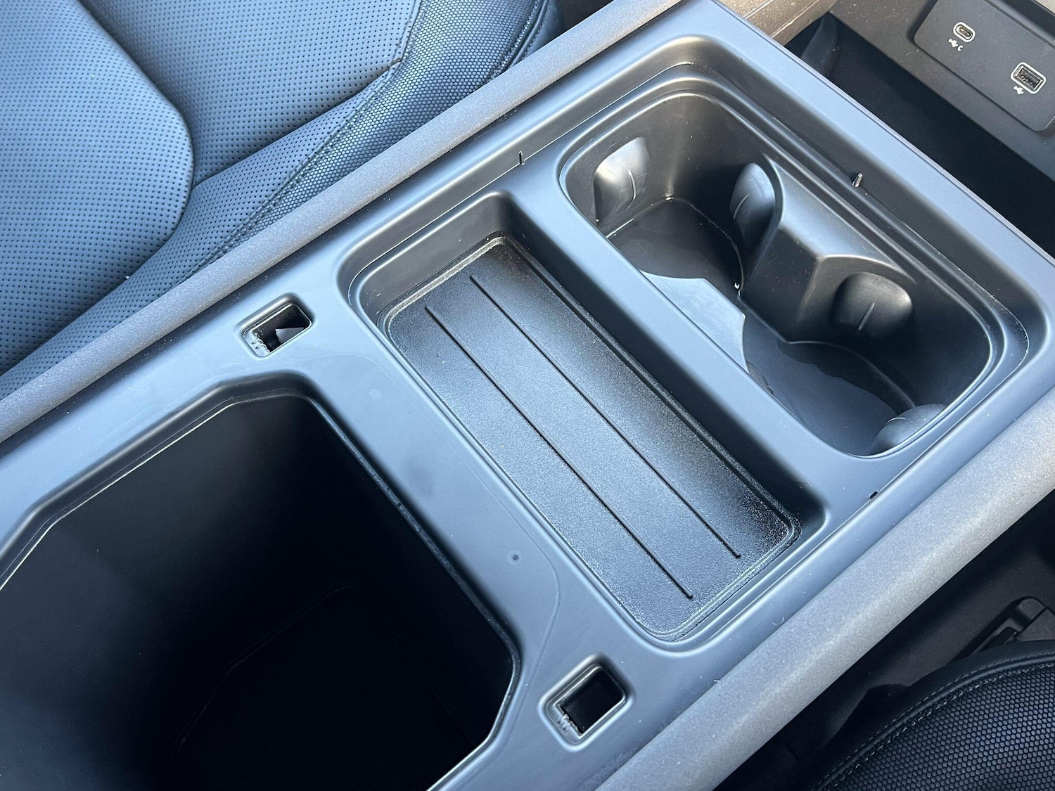 Used Land Rover Defender 90 2023 for sale - 76701068: Photo 45