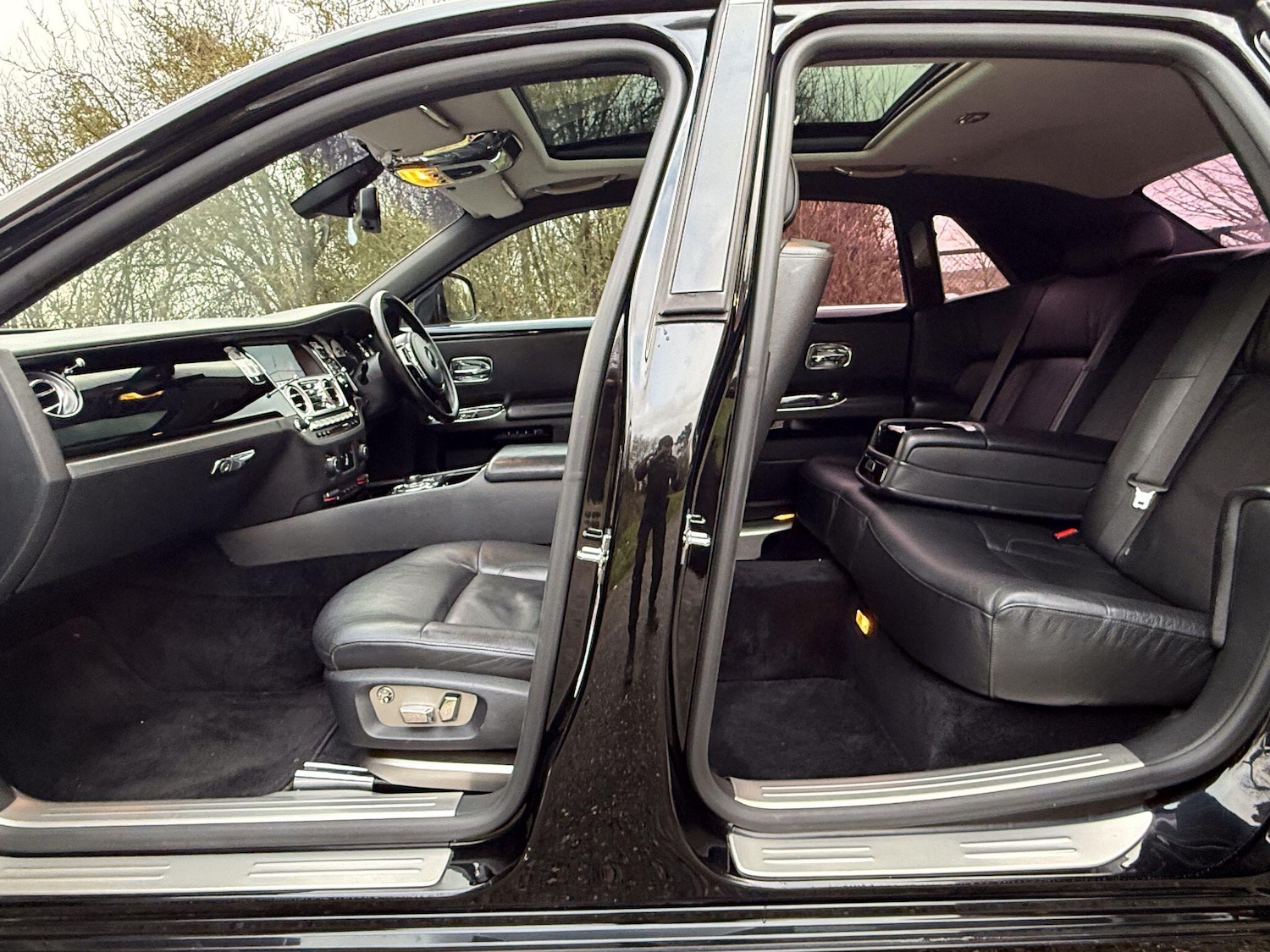 Used Rolls-Royce Ghost 2010 for sale - 77305328: Photo 7