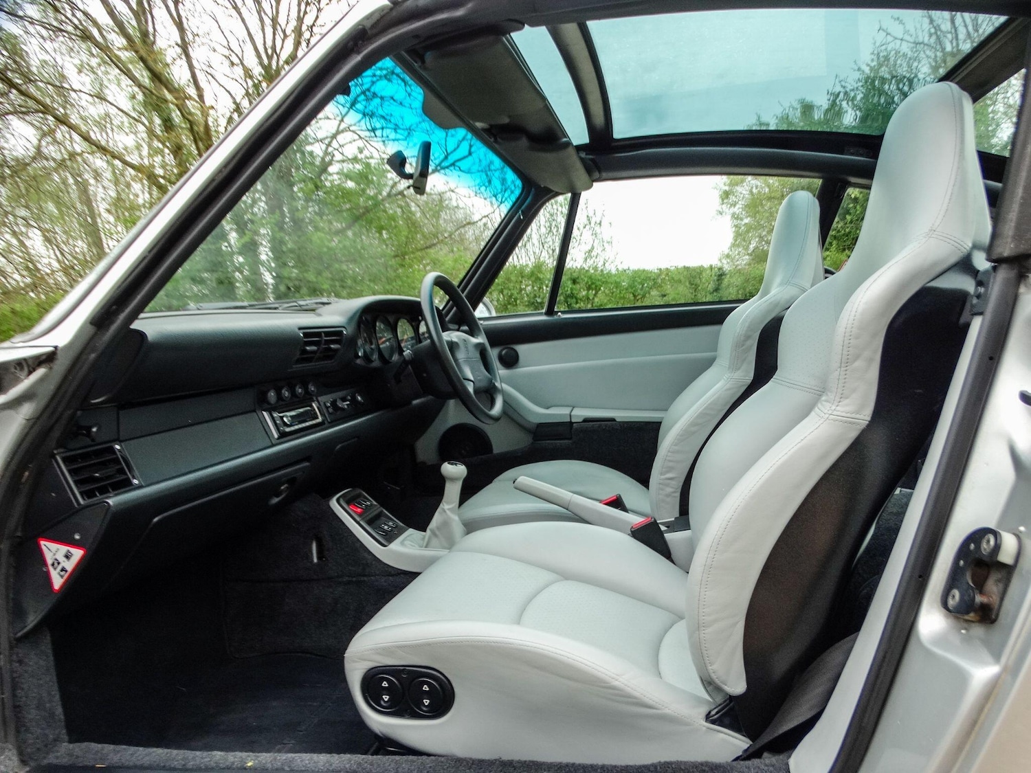 Used Porsche 911 for sale - 78204285: Photo 3