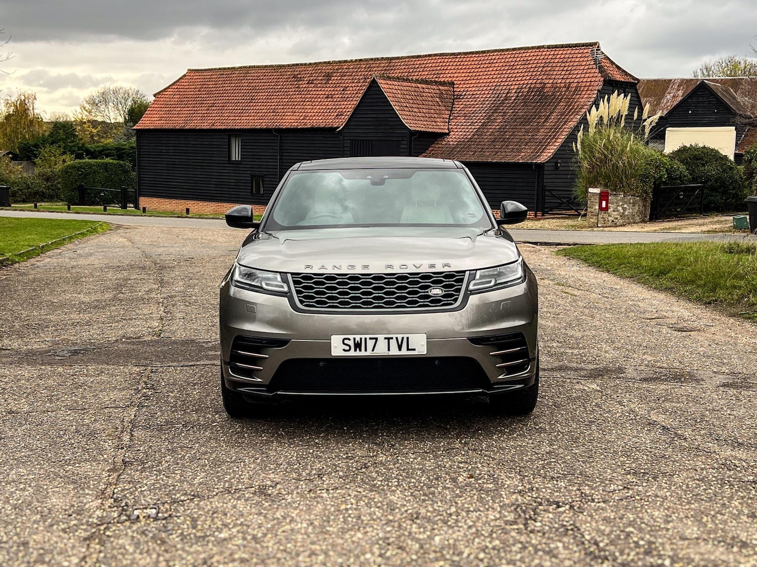 Used Land Rover Range Rover Velar 2017 for sale - 76398184: Photo 10