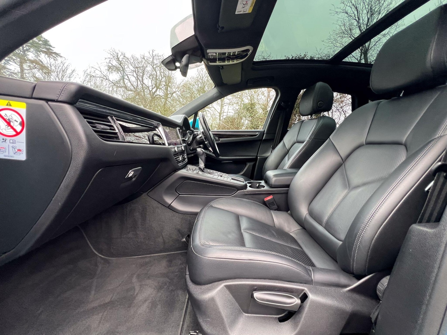 Used Porsche Macan for sale - 77291263: Photo 3