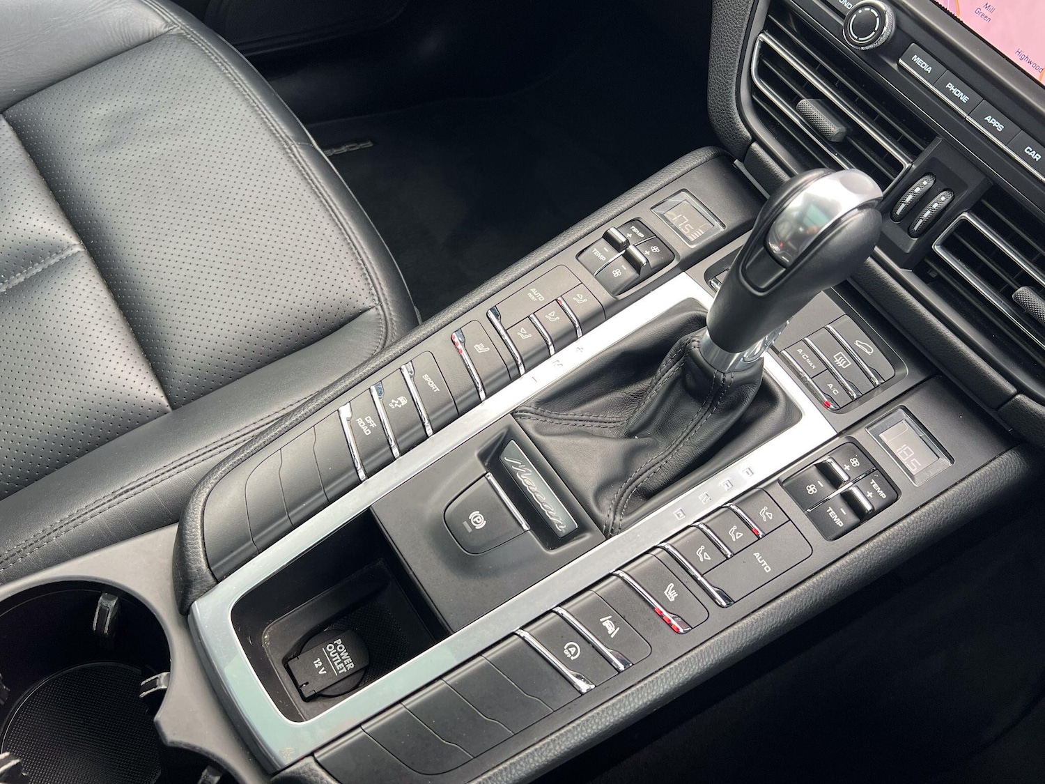 Used Porsche Macan for sale - 77291263: Photo 32