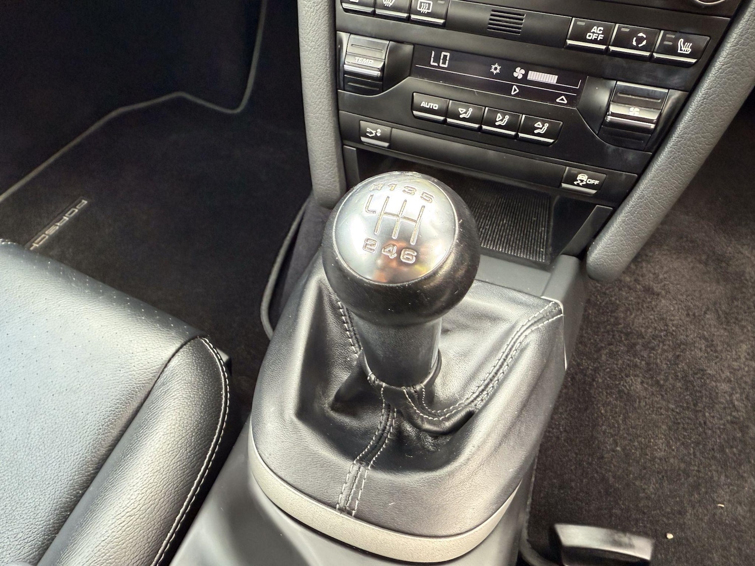 Used Porsche Cayman 2011 for sale - 76562499: Photo 14