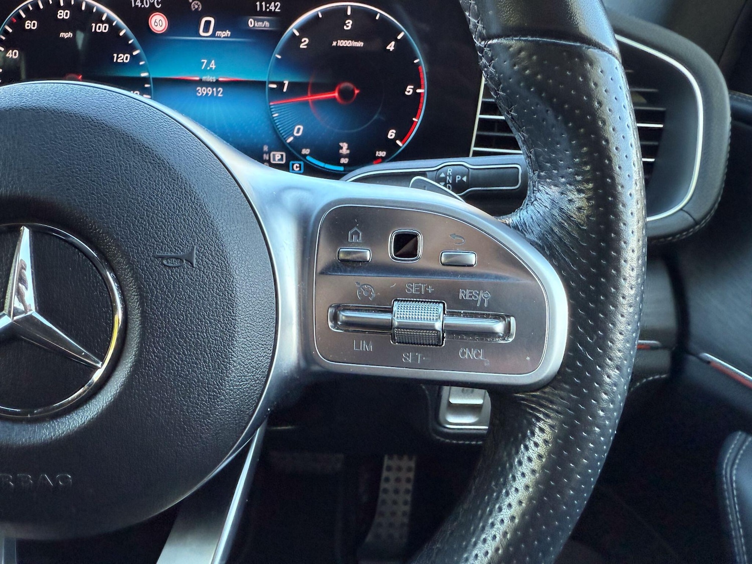 Used Mercedes-Benz GLE-Class 2019 for sale - 76109398: Photo 42