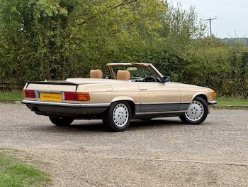 Used Mercedes-Benz 500 1984 for sale - 76152428: Photo