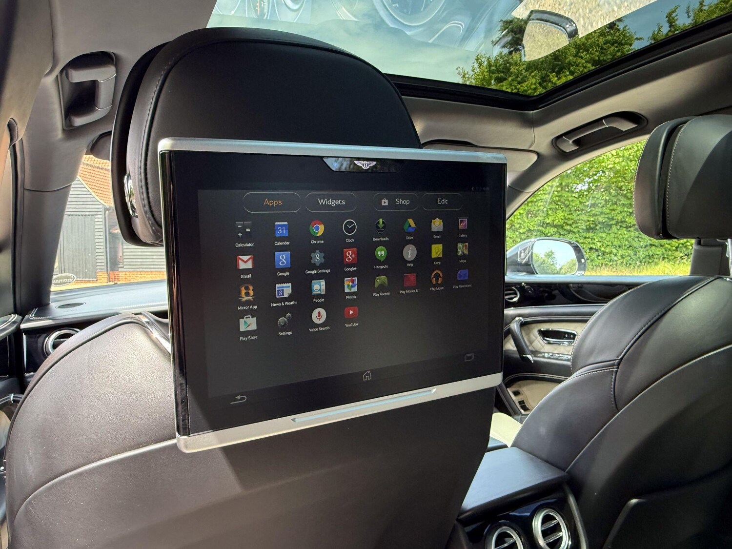 Used Bentley Bentayga 2017 for sale - 76424425: Photo 16