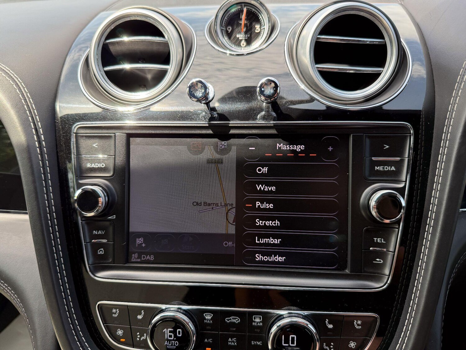 Used Bentley Bentayga 2017 for sale - 76424425: Photo 30