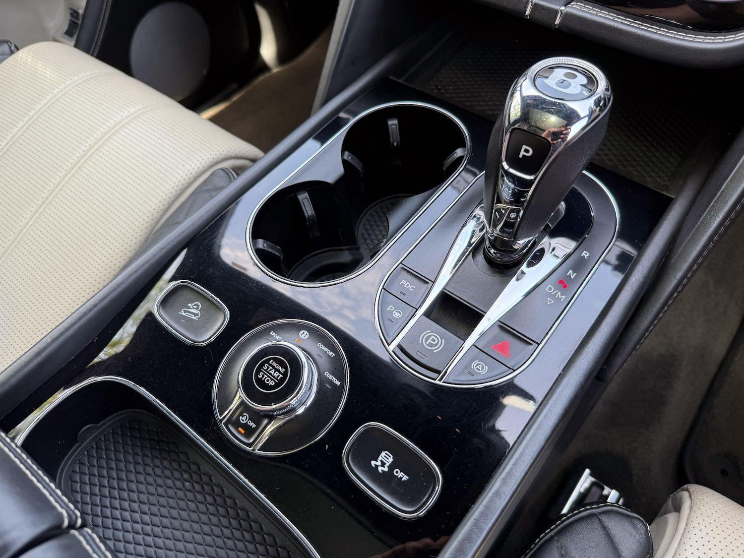 Used Bentley Bentayga 2017 for sale - 76424425: Photo 31