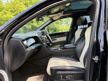 Used Bentley Bentayga 2017 for sale - 76424425: Photo