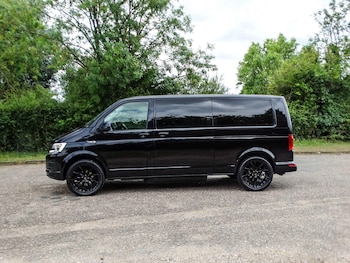 Used Volkswagen Transporter Shuttle 2017 for sale - 79093423: Photo