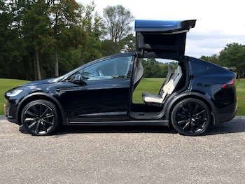 Used Tesla Model X 2020 for sale - 75532652: Photo