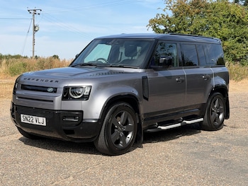 Used Land Rover Defender 2022 for sale - 79484772: Photo