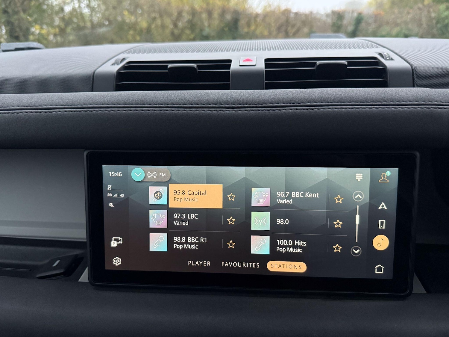 Used Land Rover Defender 2021 for sale - 77039925: Photo 17