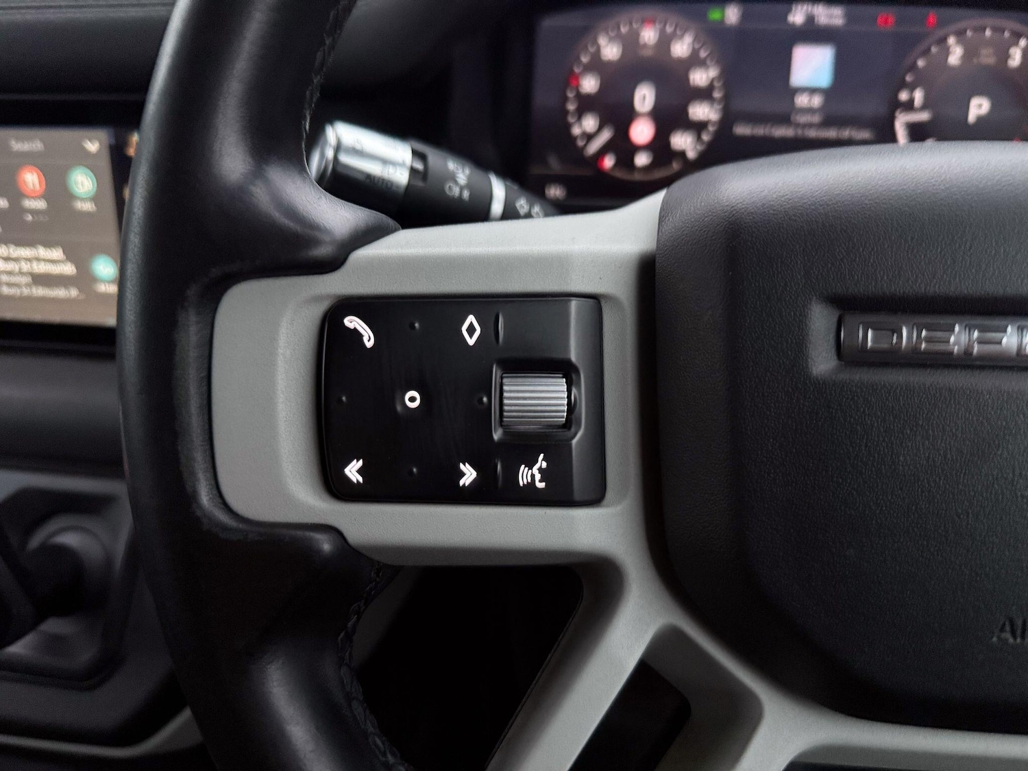 Used Land Rover Defender 2021 for sale - 77039925: Photo 20