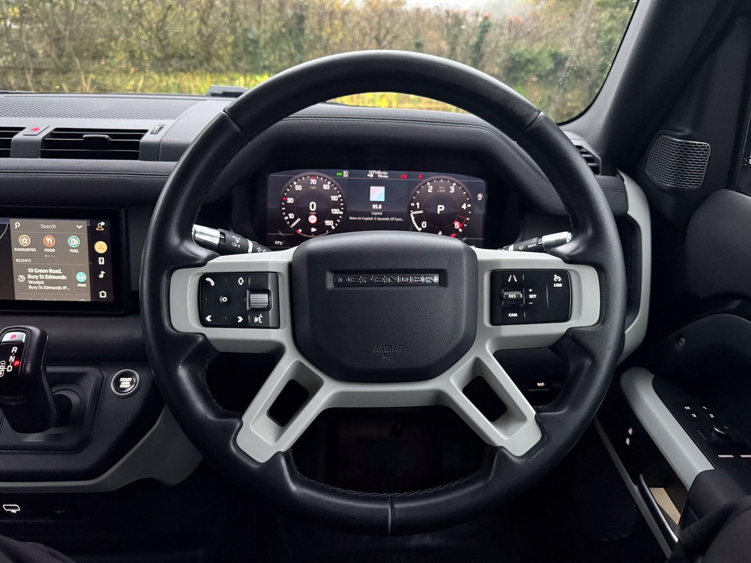 Used Land Rover Defender 2021 for sale - 77039925: Photo 7