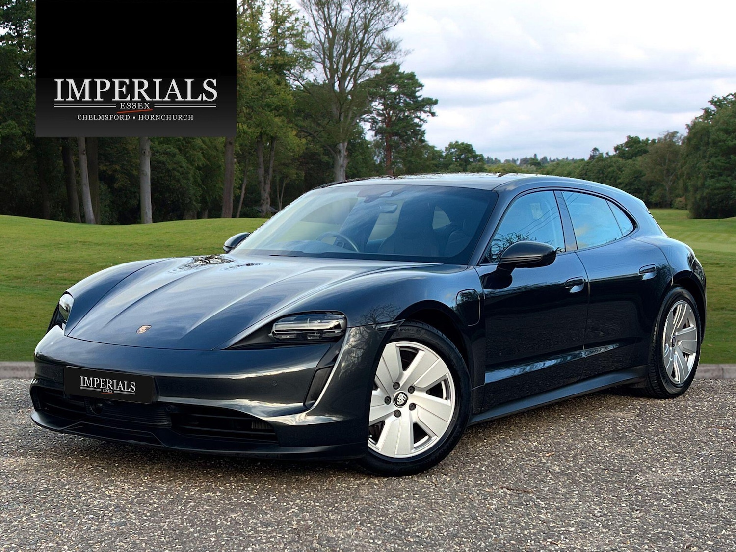 Used Porsche Taycan 2022 for sale - 76613201: Photo 1